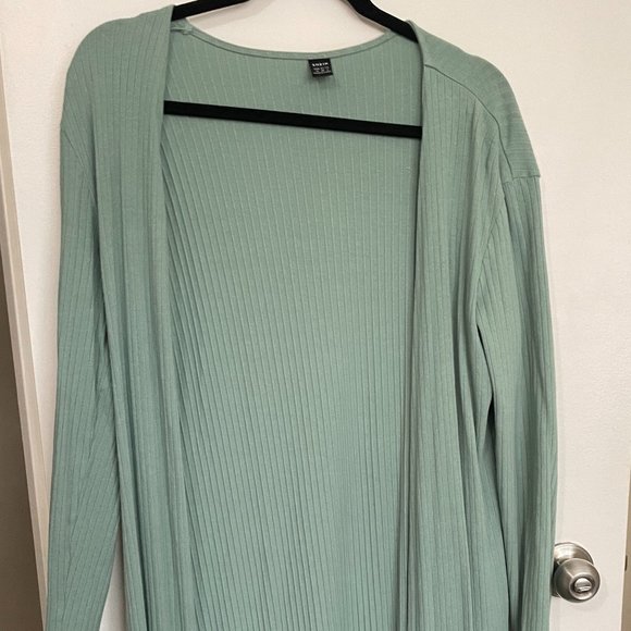 Maternity Set - Picture 2 of 7